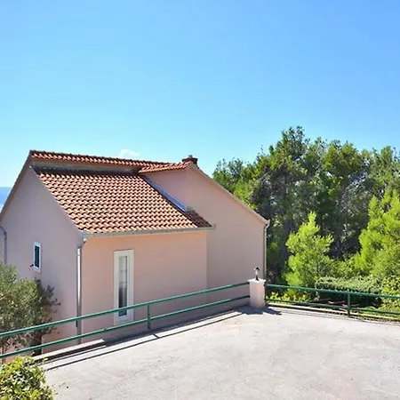 Ana Medici Villa Mimice