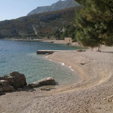 Ana Medici Villa Mimice